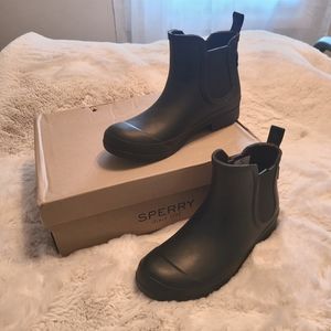 Women's NIB Sperry Chelsea rain snow boots rubber black size 7 M NEW